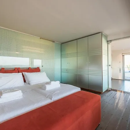 Summer Sea View With Outdoor Jacuzzi- Sauna *
