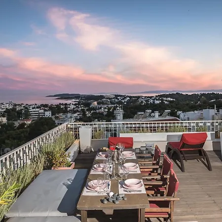 Summer Sea View With Outdoor Jacuzzi- Sauna